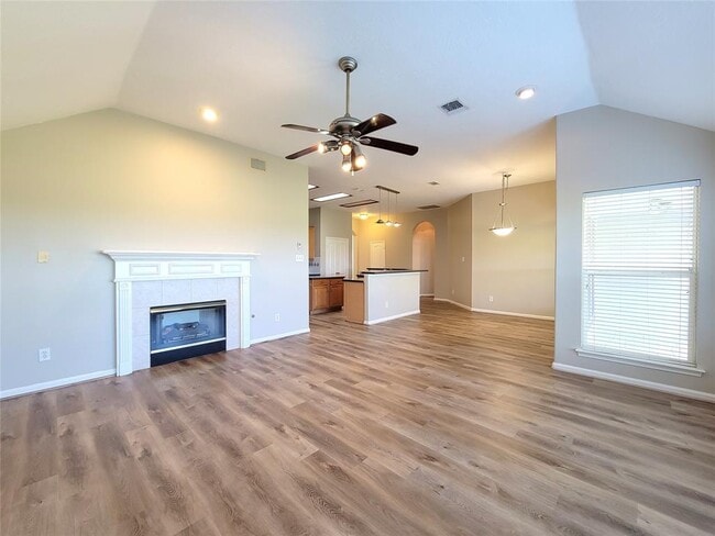 Building Photo - 12307 Shadowvista Dr