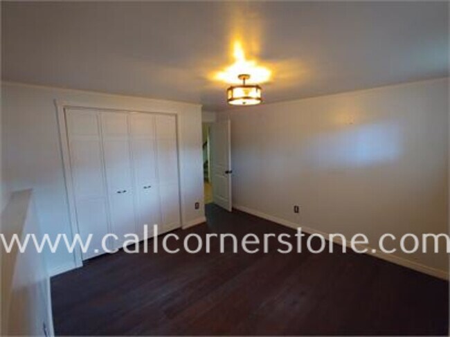 Building Photo - 4925 Brown Valley Ln