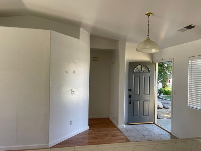 Building Photo - Beautiful Rosedale home for rent