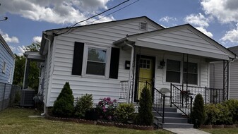 Building Photo - 3156 Lawson St