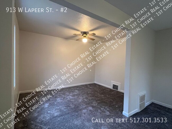 Building Photo - 2-BDR 1-BTH Duplex in Downtown Lansing - N...