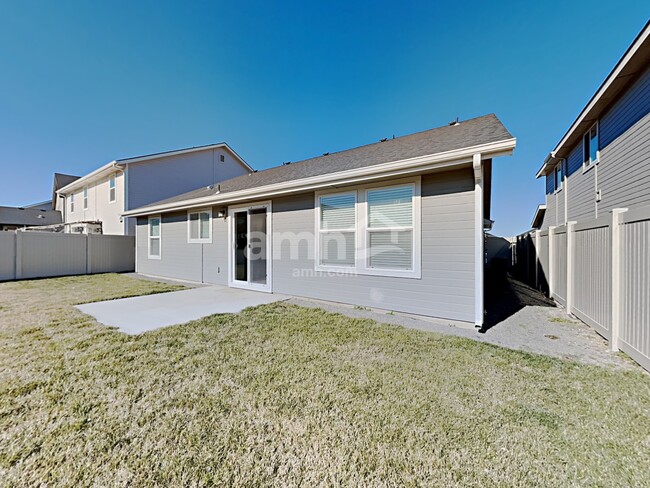 Building Photo - 9137 W Bigwood Dr.