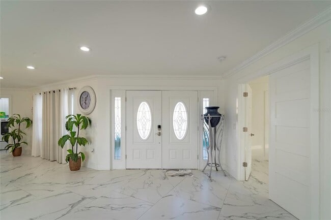 Building Photo - 320 Harbor Passage