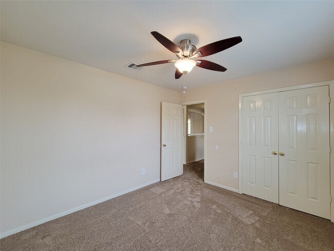 Building Photo - 19718 Byron Meadows Dr