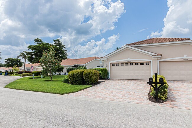 Building Photo - 12855 Devonshire Lakes Cir
