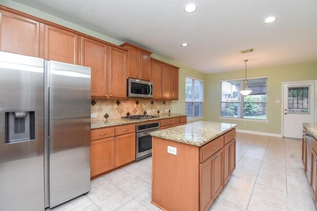 Building Photo - 20907 Avery Cove Ln