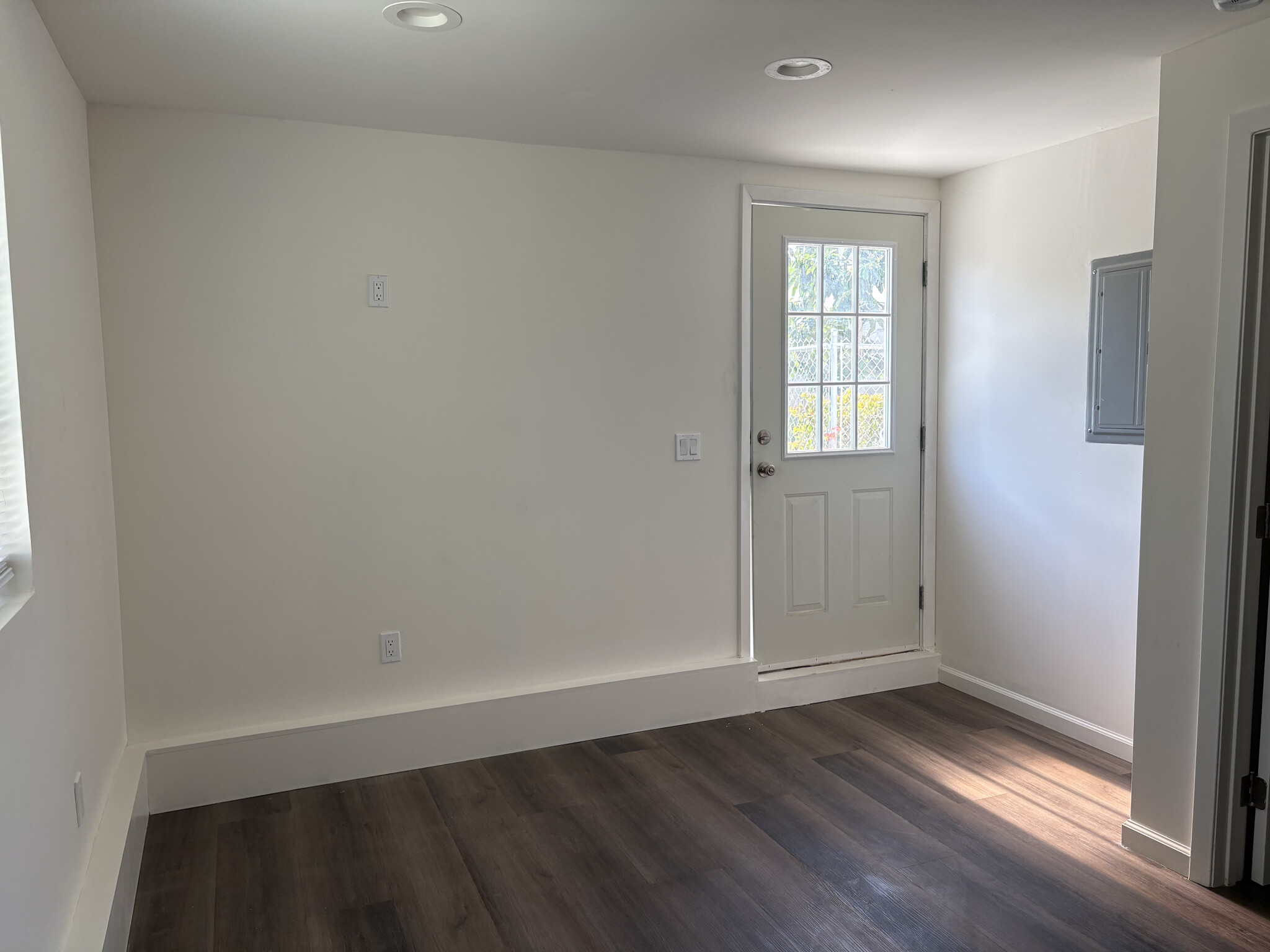 View of front door - 5614 Riverton Ave