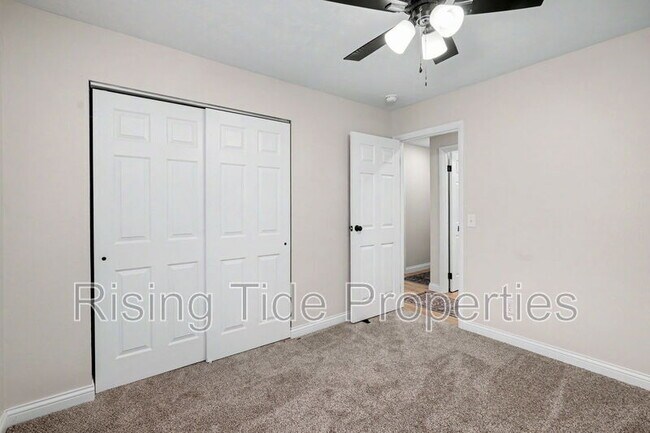 Building Photo - 2569 Richmar Dr