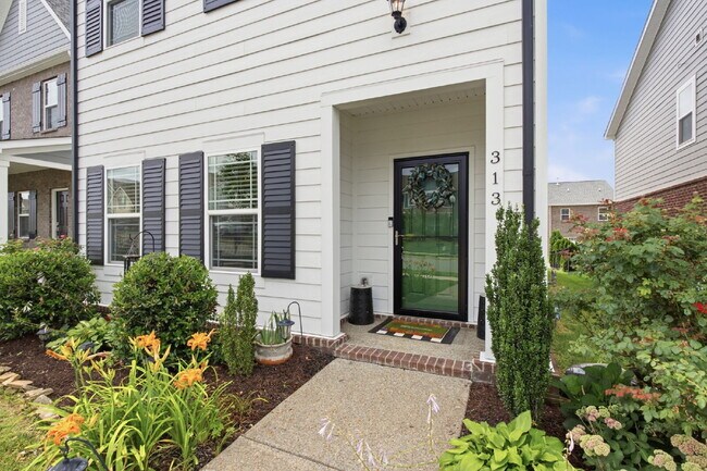 Building Photo - Spacious 3-Bedroom home with main-level office and second level flex/bonus room with resort-style...