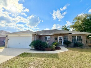 Building Photo - Beautiful 3-Bedroom Pool Home - Close To NAS