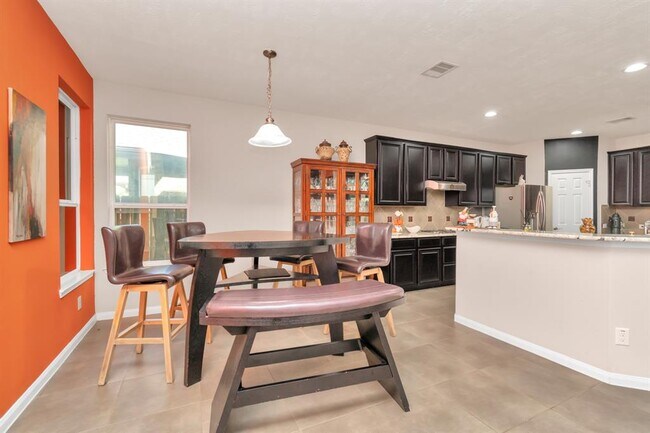 Building Photo - 6915 Moreleigh Branch Dr