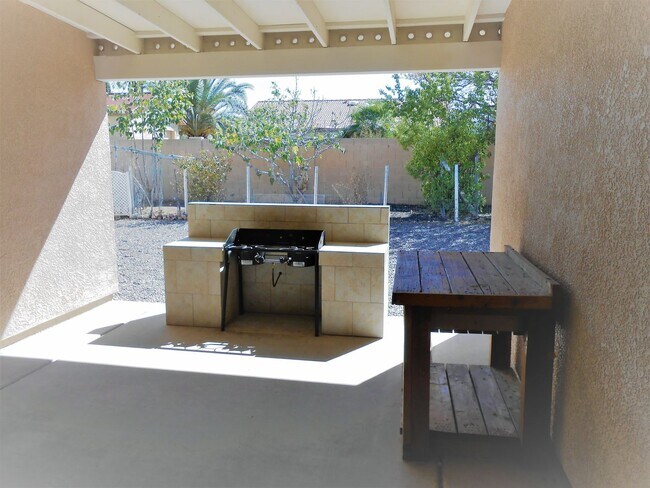 Building Photo - 3366 E Trevino Dr