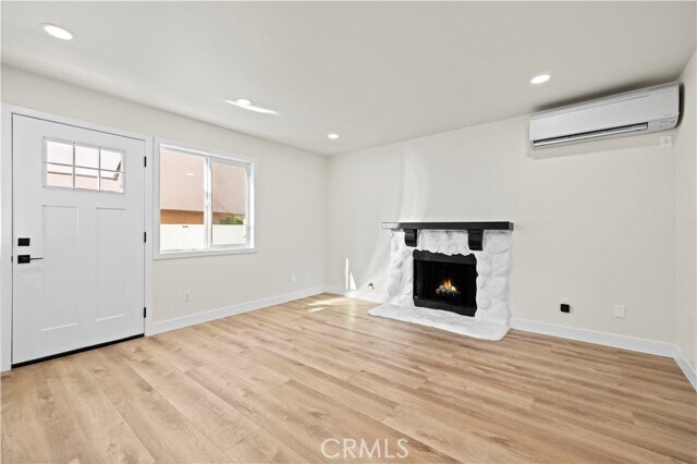 Building Photo - 21209 De La Guerra St