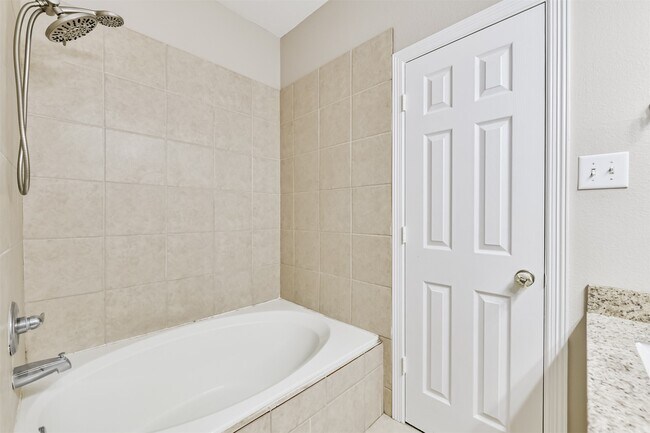 Building Photo - 4214 Brinkley St