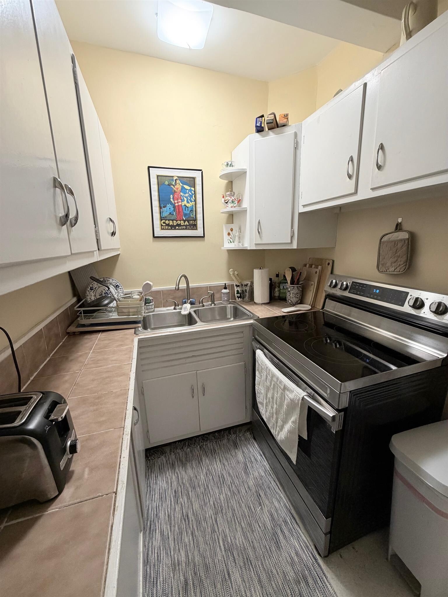 Building Photo - 15A Jason St