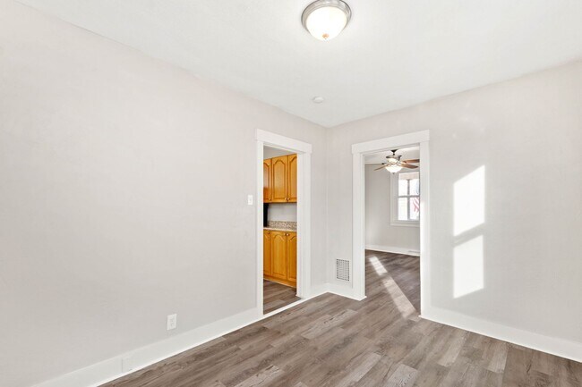 Building Photo - Stunning 3 bedroom home in Ambridge available August 1!