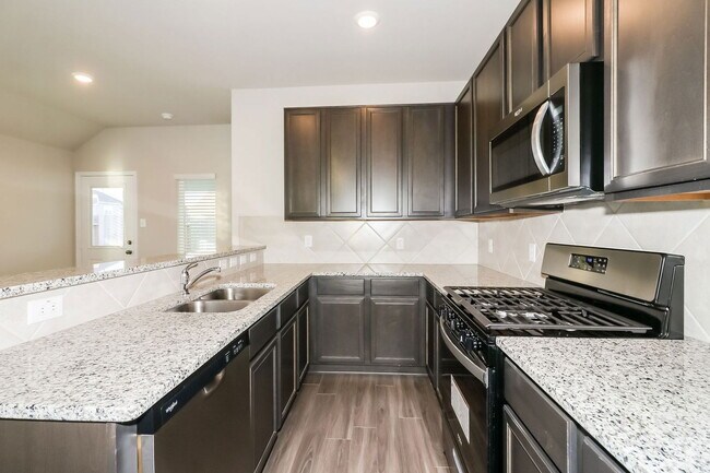 Building Photo - 5107 Shelby Katherine Dr