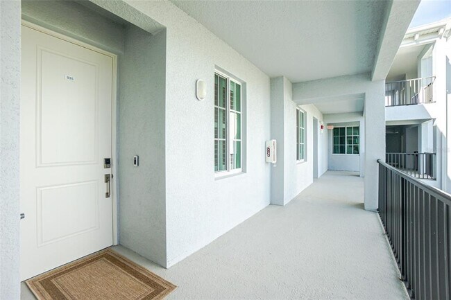 Building Photo - 14141 Heritage Landing Blvd