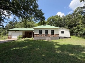 Building Photo - 475972 E 740 Rd