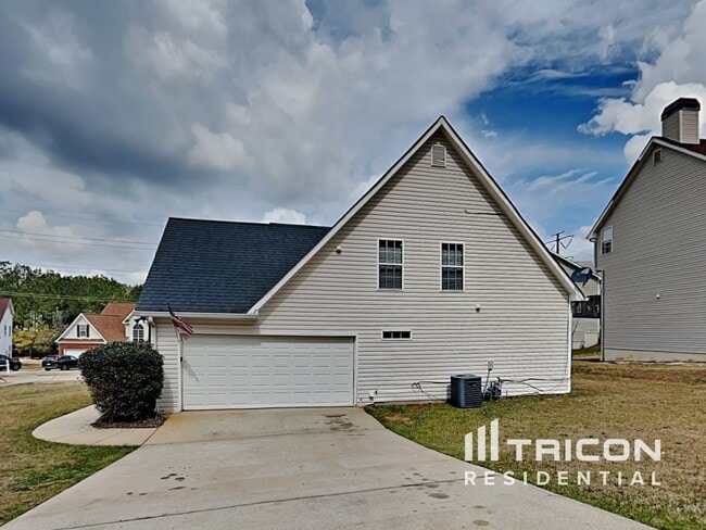 Building Photo - 5412 Village Ridge