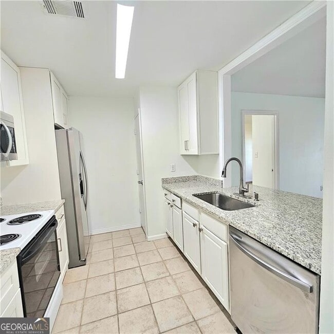 Building Photo - 3655 Habersham Rd NE