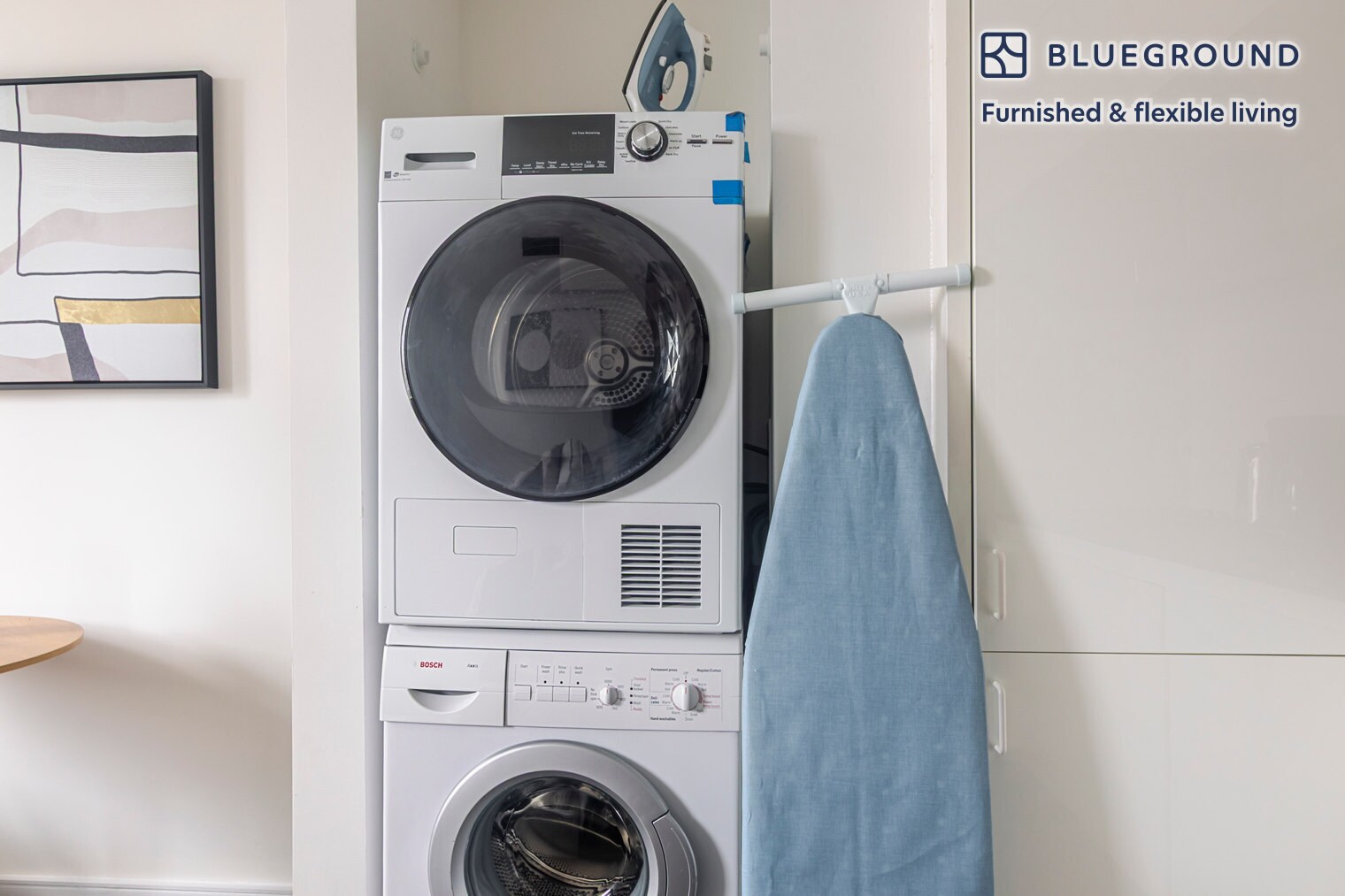 Building Photo - 70 W 45th St