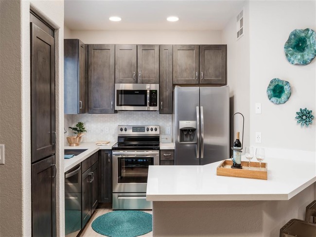 Building Photo - Elite North Scottsdale