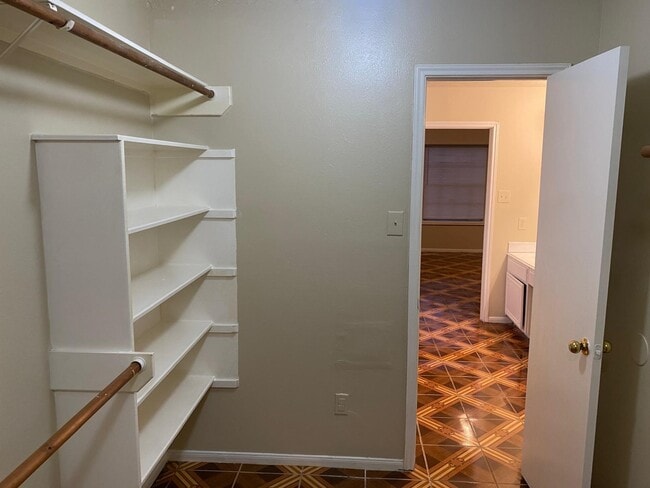 Building Photo - 4026 Clayton Bend Ct