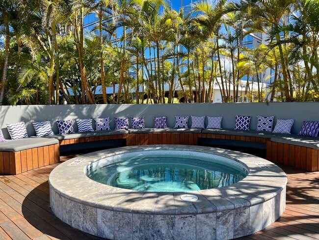 Building Photo - Symphony Honolulu: 2 Bed, 2 Bath w/ 2 Park...