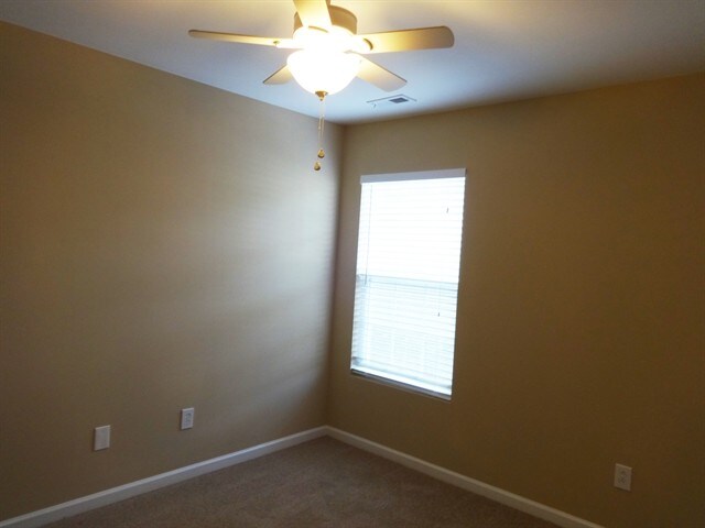 Building Photo - 5015 Whitfield Ct