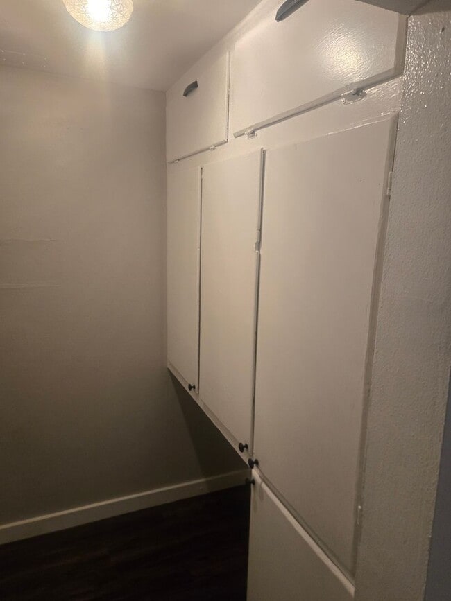 Building Photo - ***Newly remodeled 2/1*** located in the heart of Mineral Wells, TX minuets from Downtown