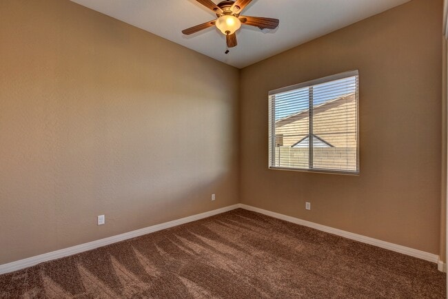 Building Photo - 3+den, 2 bath home for rent in Granville