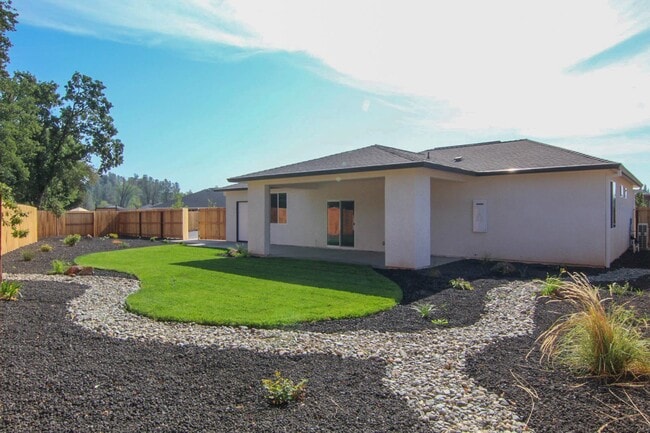 Building Photo - 1392 Bonhurst Dr