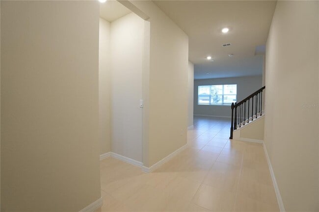 Building Photo - 268 Summer Pne St