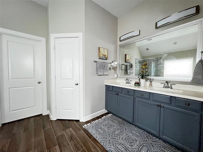 Building Photo - 9327 Victory Cyn Ln