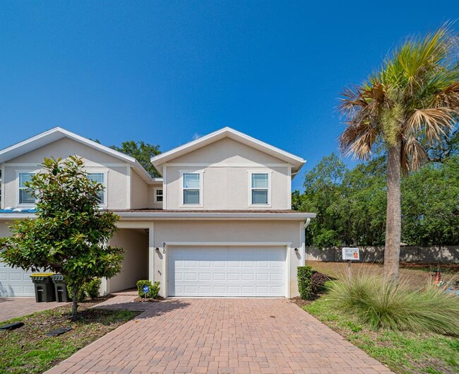 Primary Photo - 900 Lakefront Village Dr