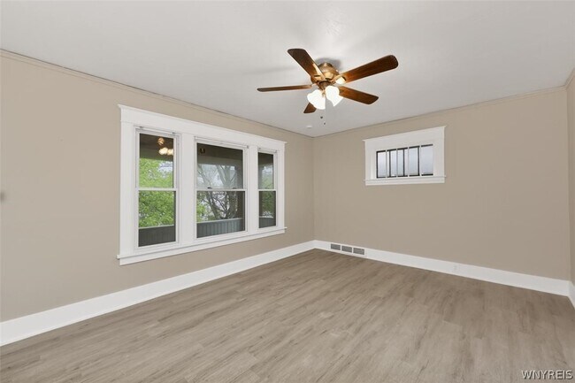 Building Photo - 2463 South Ave