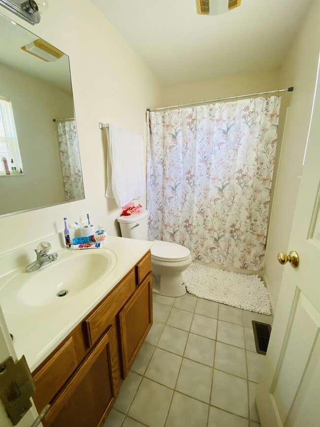 Building Photo - 2249 S Sweetbriar Ct