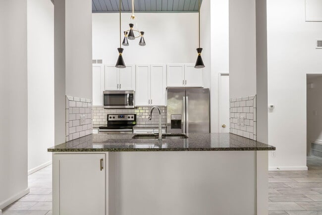 Building Photo - 1815 Independence Blvd