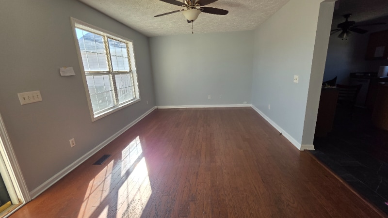 Building Photo - 912 Lyme Brook Ln