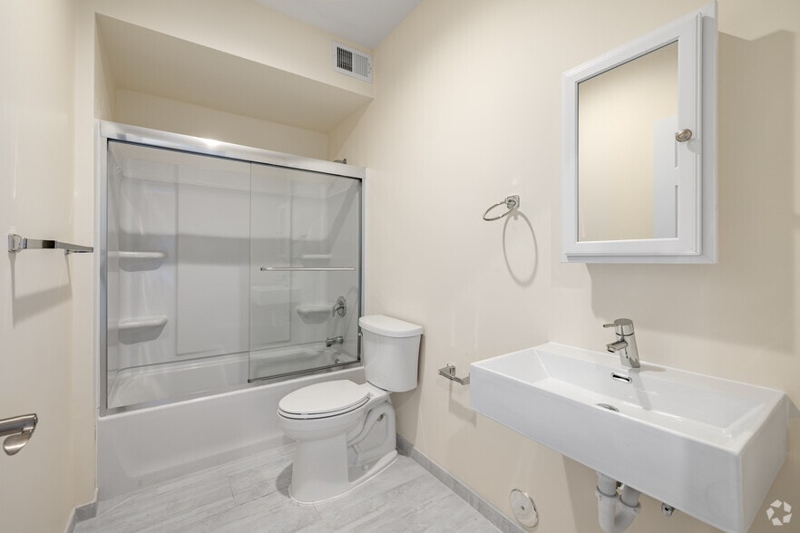 2BR, 2BA - Second Bathroom - 431-435 Morris Ave
