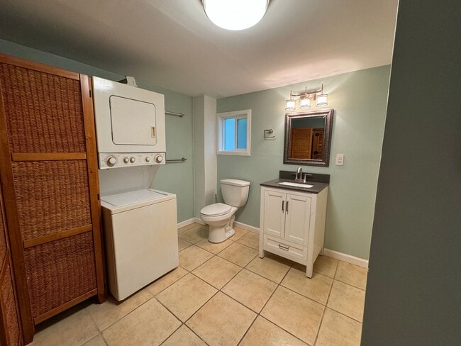 Building Photo - Hauula