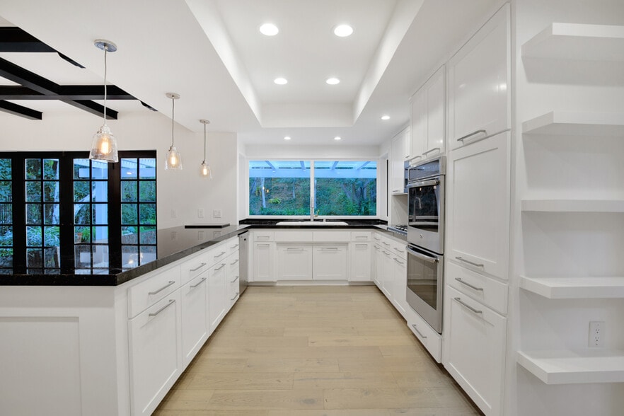 Building Photo - 23450 Park Hermosa