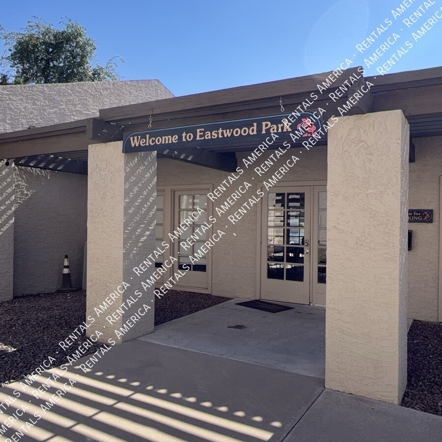 Building Photo - 520 N Stapley Dr