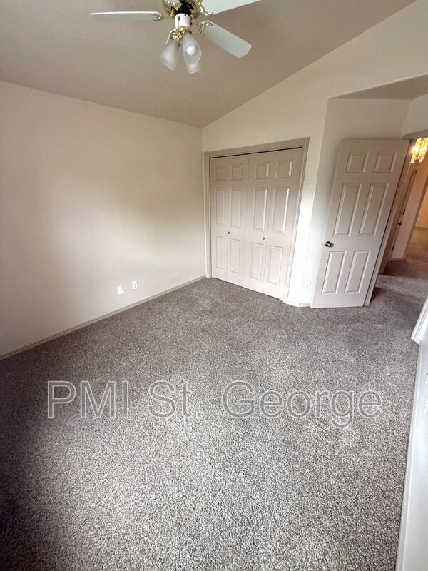 Building Photo - 1569 Tamarisk Dr