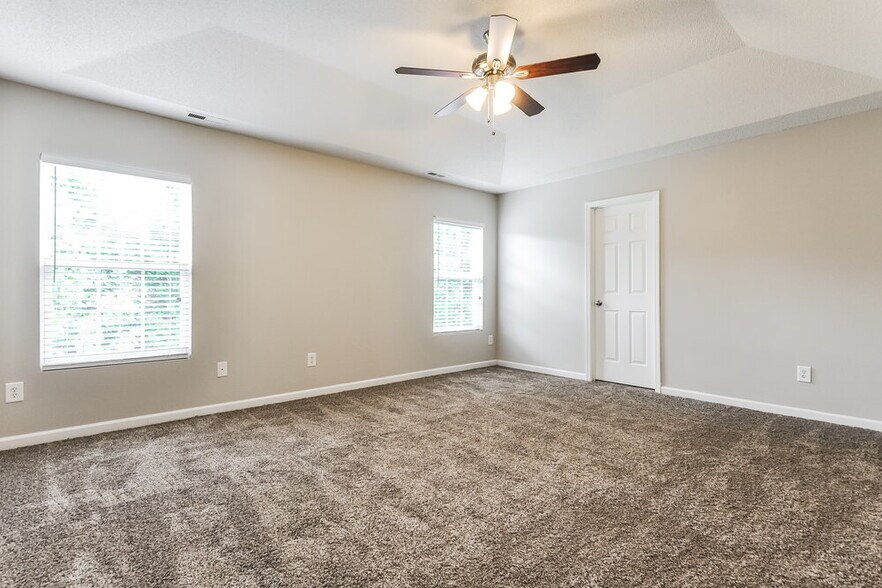 Building Photo - 144 Georgetowne Dr
