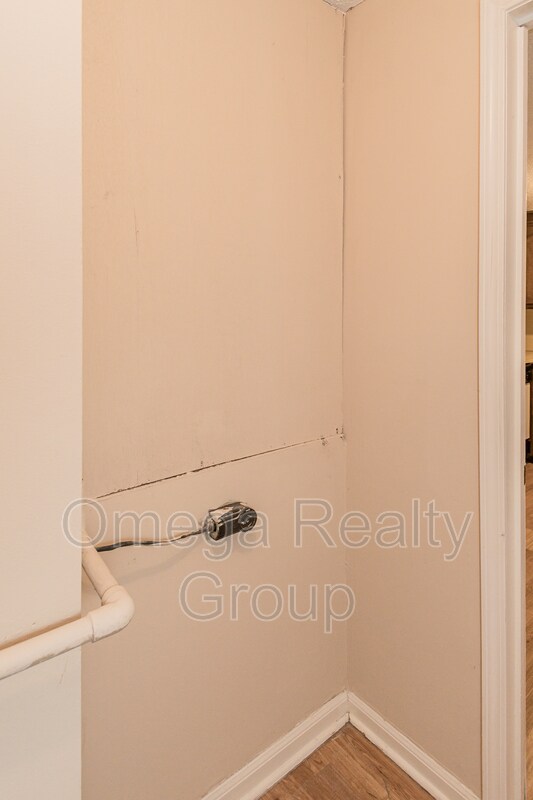 Building Photo - 3312 Warringwood Dr