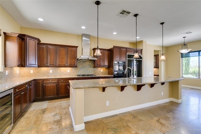 Building Photo - 2713 Cyrano St