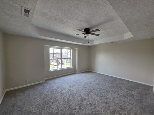 Building Photo - Fully renovated 3 Bed Home in La Vergne with 2-Car Garage