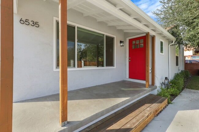 Building Photo - 6535 Ben Ave